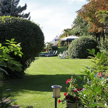 Strandhaus Ott הגנאו