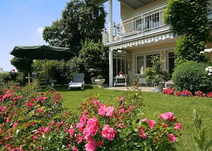 Apartment Strandhaus Ott Hagnau am Bodensee